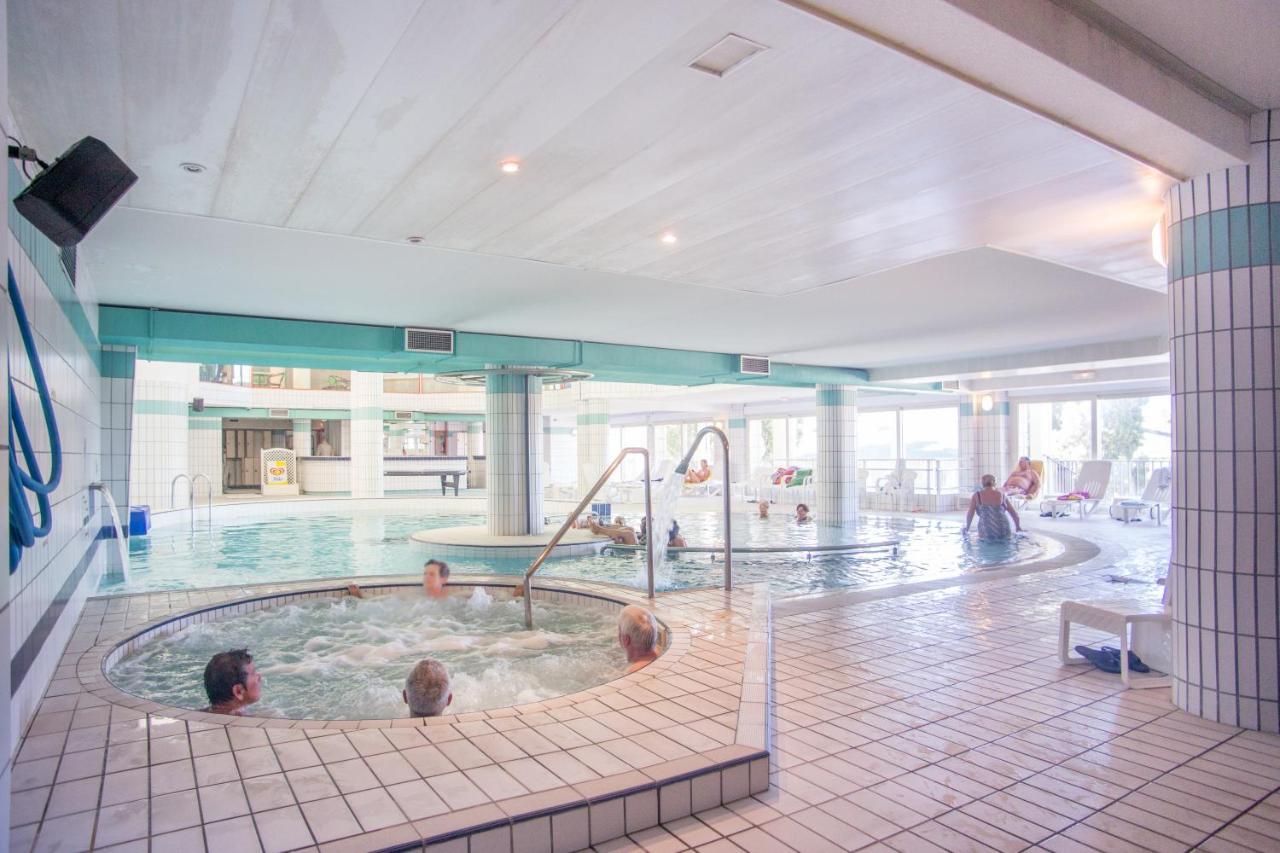 Residence Eau De Forme Мон-Луи Экстерьер фото